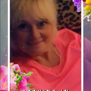 Meet your Posher, Lori